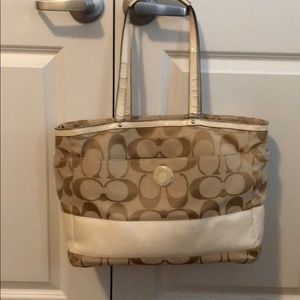 Coach tote